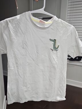 Kids White Short-Sleeve Tee with Green Crocodile Skate Graphic